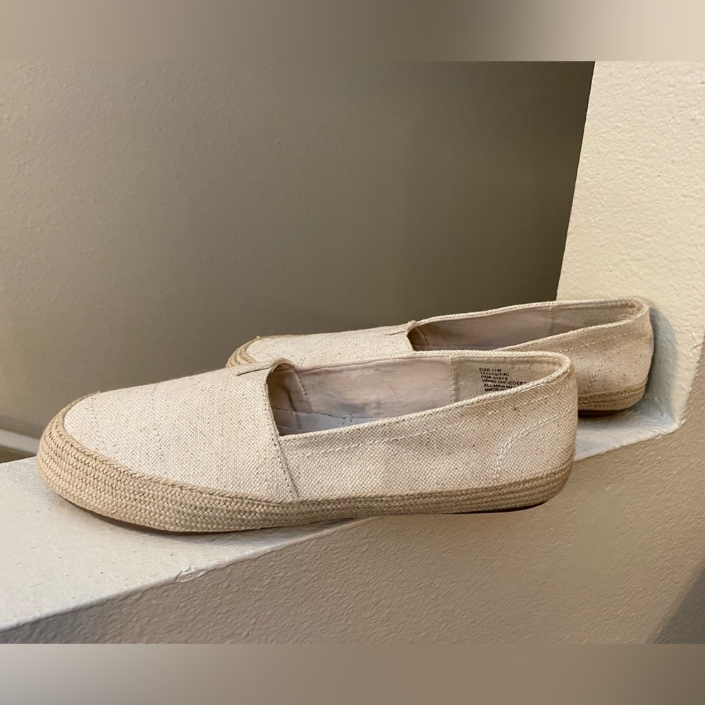 Maui Island. Women’s Slip On Loafer Shoe. Never Worn. Size 11 - Picture 3 of 7